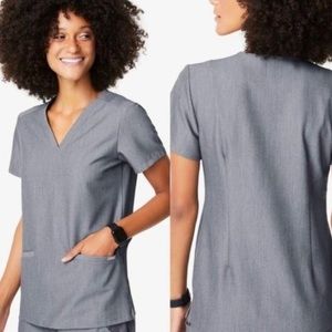 Figs Casma Scrub Top in Size M